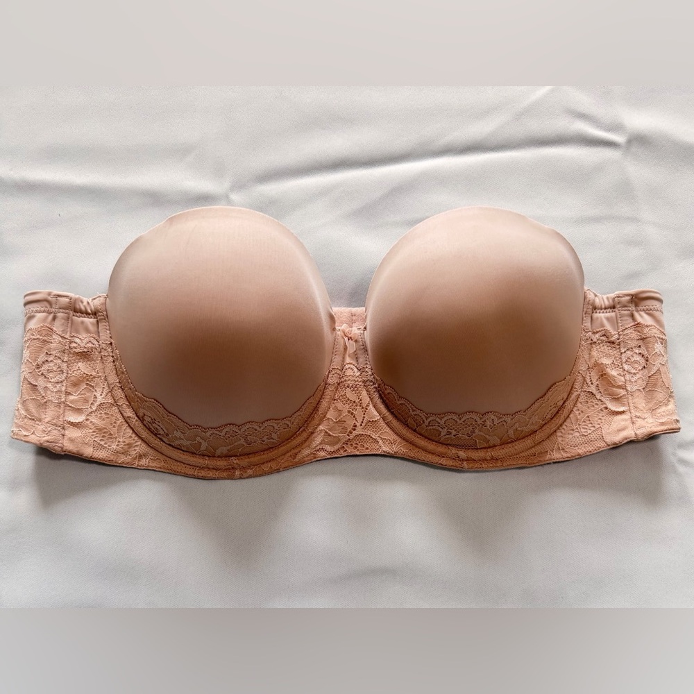 NWOT Torrid Strapless Bra Beige Lace Underwire Plus Size 42B